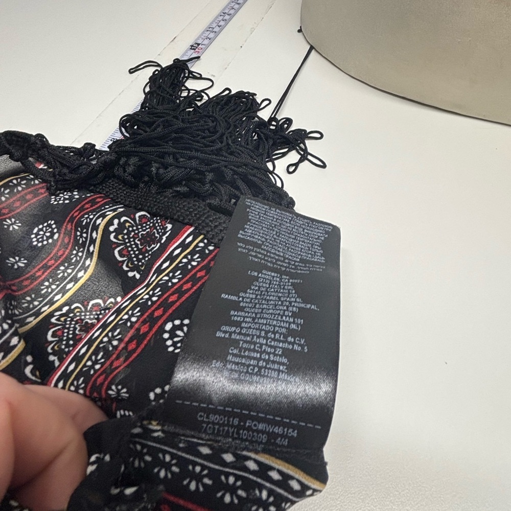 NWOT Guess Summer Light Coverup Cardigan with signature sleeves and fringe trim - Picture 7 of 8